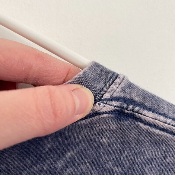 VS PINK VICTORIA'S SECRET Blue Acid Wash Spellout PINK Long Sleeve Graphic Tee - Picture 12 of 14